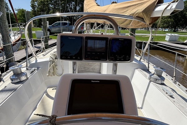 LA BREZZA 39ft Grand Soleil Yacht For Sale