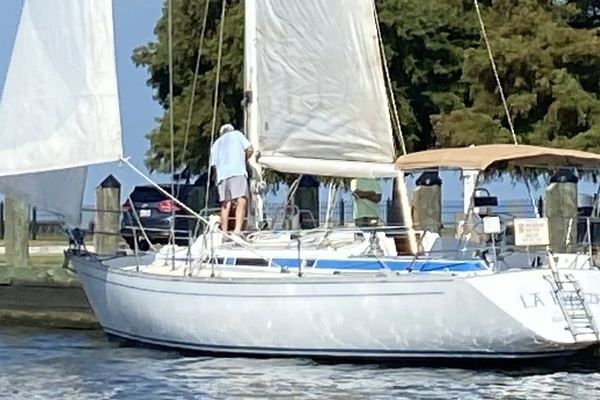 LA BREZZA 39ft Grand Soleil Yacht For Sale