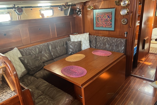 48ft Contest Yacht For Sale