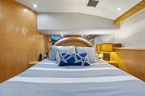 Endurance 60ft Hatteras Yacht For Sale