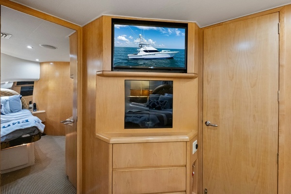 1998 Hatteras 60