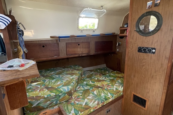 Clover 40ft Morgan Yacht For Sale