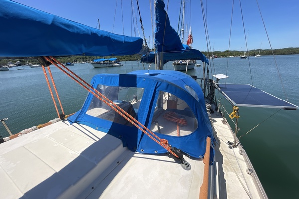 Clover 40ft Morgan Yacht For Sale