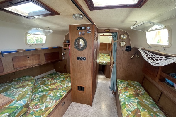 Clover 40ft Morgan Yacht For Sale