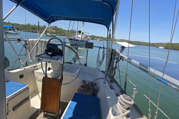 Clover 40ft Morgan Yacht For Sale