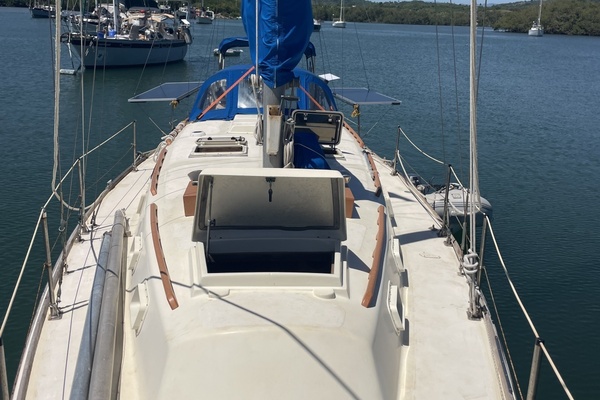 Clover 40ft Morgan Yacht For Sale