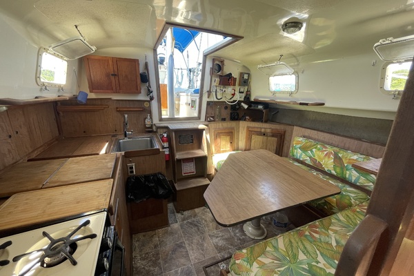 Clover 40ft Morgan Yacht For Sale