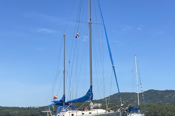 Clover 40ft Morgan Yacht For Sale
