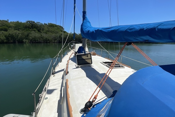 Clover 40ft Morgan Yacht For Sale