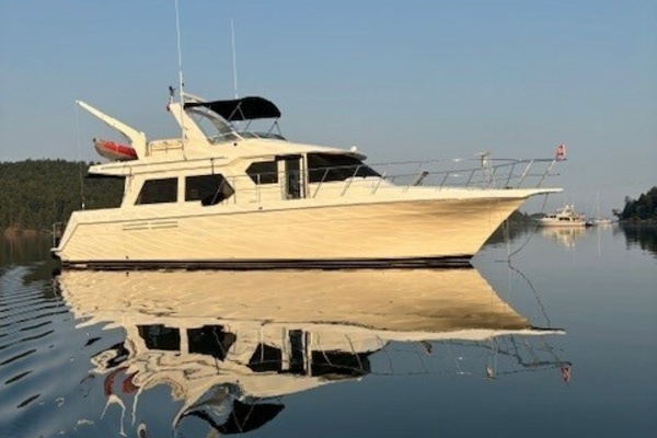 2001 Navigator Pilothouse