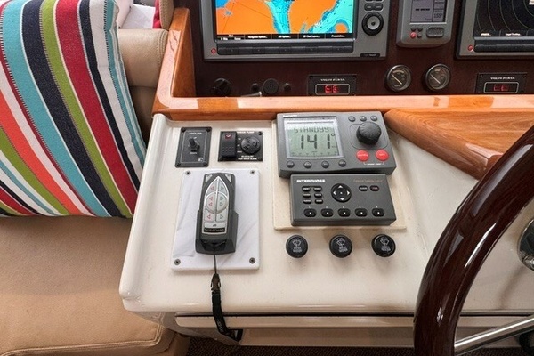 LADY CAPTIVA 48ft Navigator Yacht For Sale