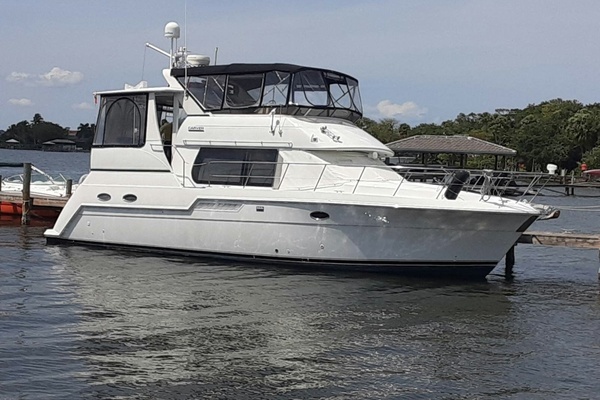 40-ft-Carver-2000-406-Journey Green Cay Marina  Virgin Islands (US)  yacht for sale