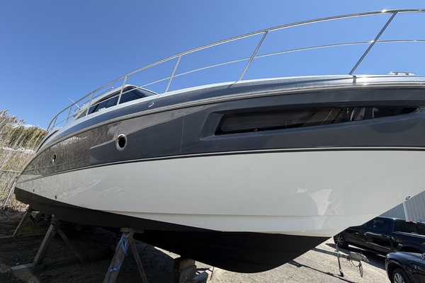 41ft Cruisers Yachts Yacht For Sale