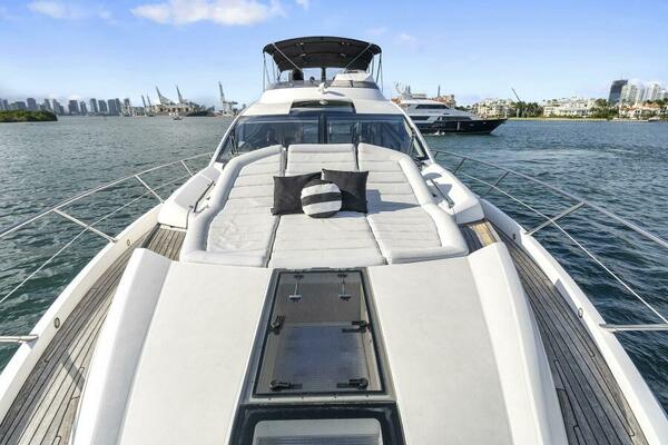 2016Sunseeker 68 ft Sport Yacht   El Rey
