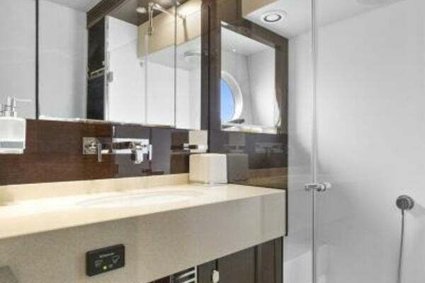 2016Sunseeker 68 ft Sport Yacht   El Rey