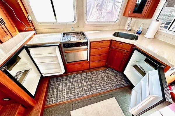 2006 Nordic Tugs 37