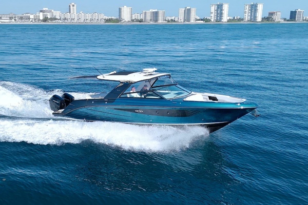 Kelly s Buoys 40ft Sea Ray Yacht For Sale
