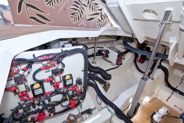 Kelly s Buoys 40ft Sea Ray Yacht For Sale