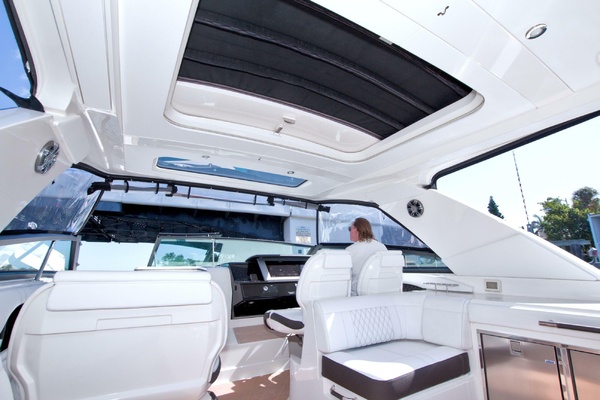 Kelly s Buoys 40ft Sea Ray Yacht For Sale