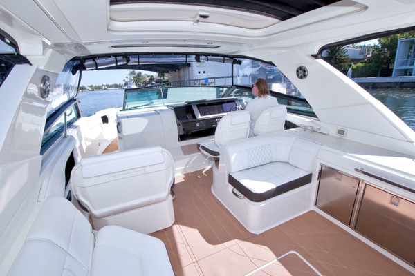 Kelly s Buoys 40ft Sea Ray Yacht For Sale