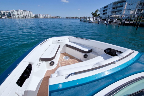 Kelly s Buoys 40ft Sea Ray Yacht For Sale