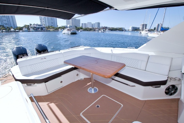 Kelly s Buoys 40ft Sea Ray Yacht For Sale