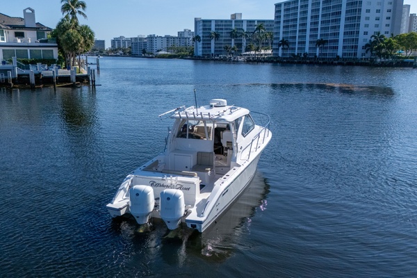 Offshore Asset 34ft Pursuit Yacht For Sale