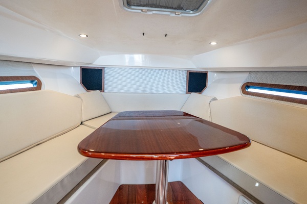 Offshore Asset 34ft Pursuit Yacht For Sale