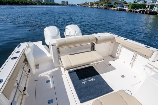 Offshore Asset 34ft Pursuit Yacht For Sale