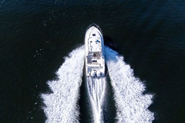 2018 Pursuit 34