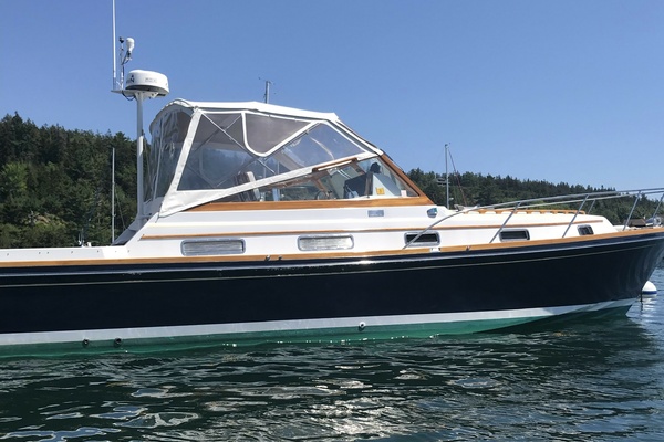 2000 Little Harbor 36 Express