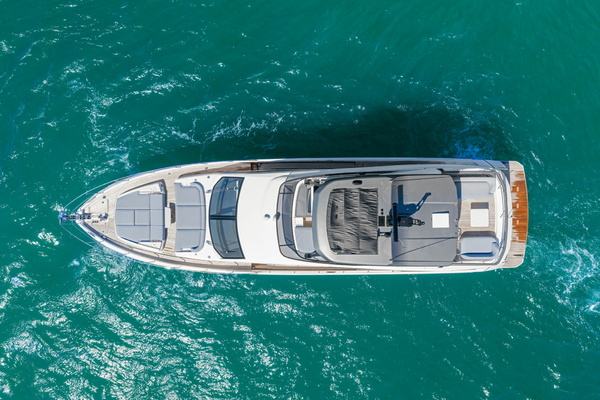 68ft Azimut Yacht For Sale