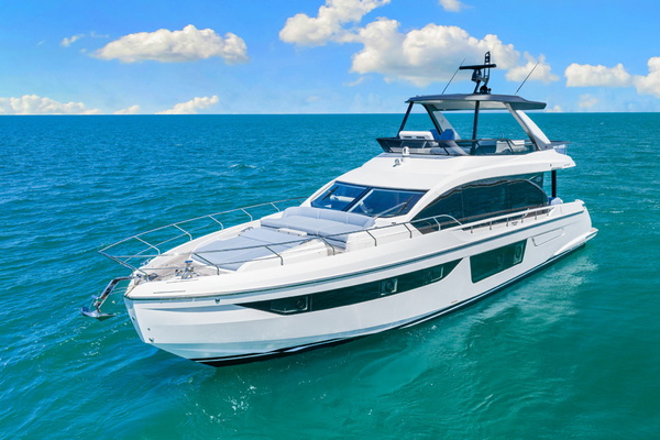68ft Azimut Yacht For Sale