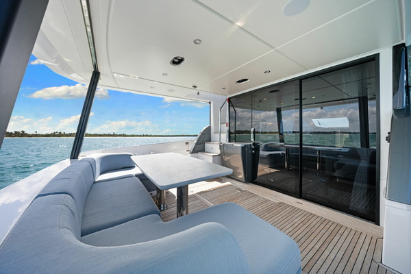 68ft Azimut Yacht For Sale