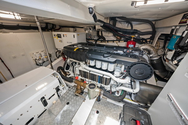 68ft Azimut Yacht For Sale