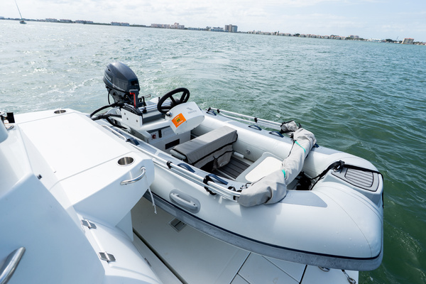 50ft Cruisers Yachts Yacht For Sale