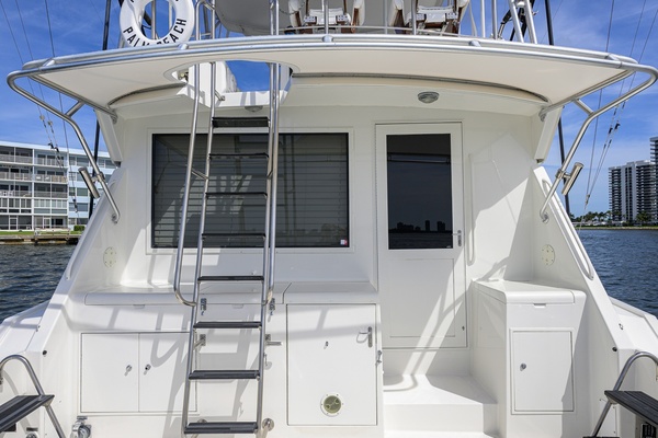 Hatteras 46 - Headwinds