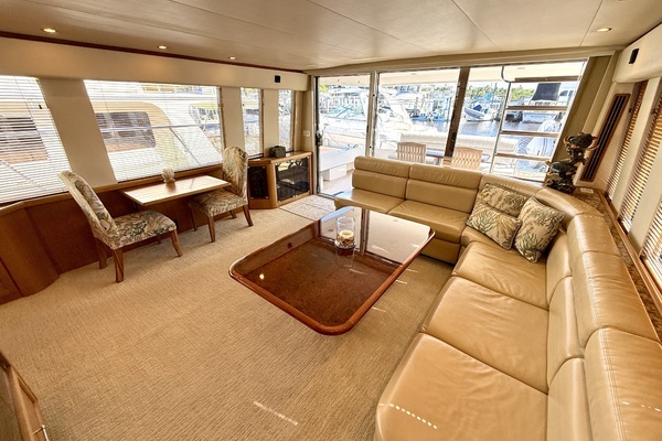 Photo of the 2001 Pacific Mariner 