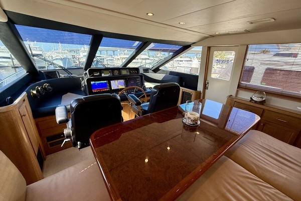 2001 Pacific Mariner 65