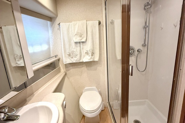 2001 Pacific Mariner 65