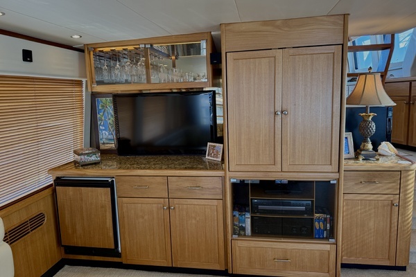Photo of the 2001 Pacific Mariner 