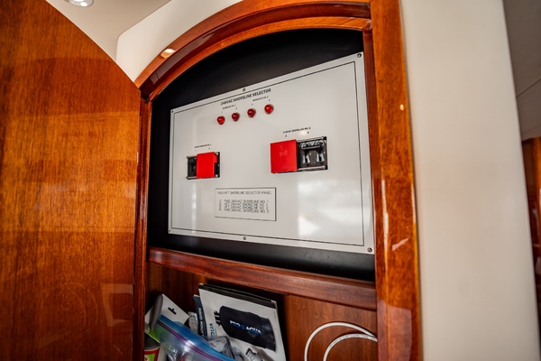 Breakaway 80ft Hatteras Yacht For Sale