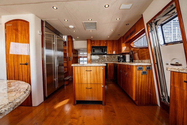 Breakaway 80ft Hatteras Yacht For Sale