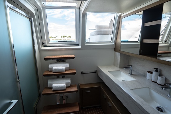 2018 Lagoon 64