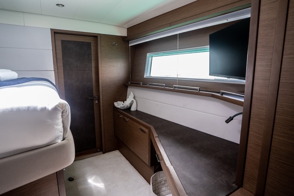 2018 Lagoon 64