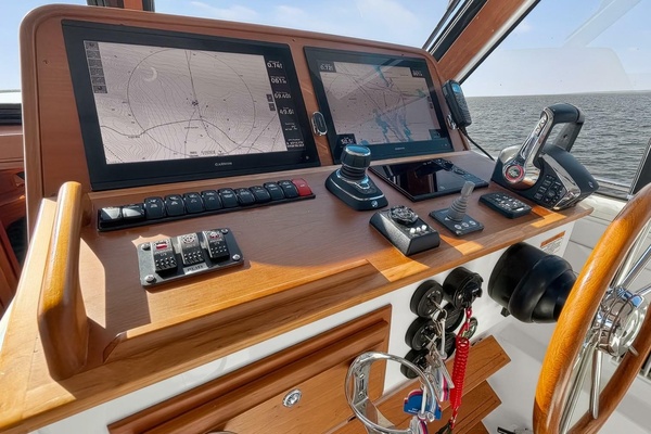 DEW TIME 39ft Back Cove Yacht For Sale