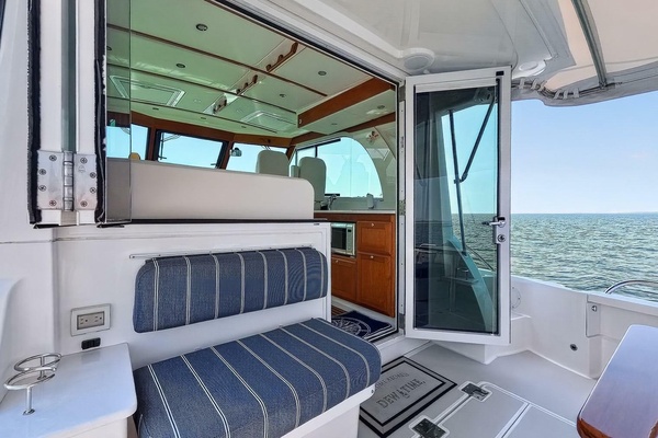 DEW TIME 39ft Back Cove Yacht For Sale