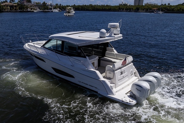 2025 Regal 38
