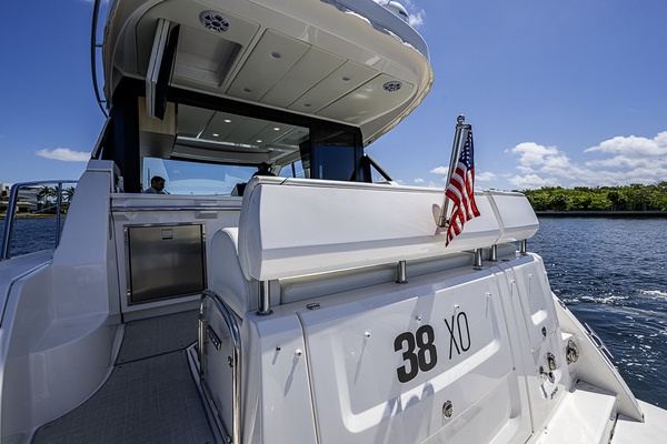 DON T TELL THE KIDS 38ft Regal Yacht For Sale