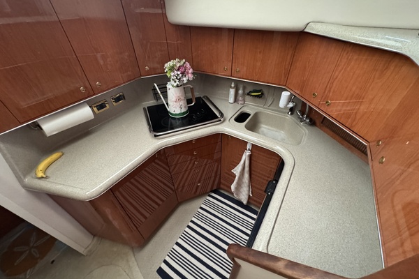 NFA 38ft Sea Ray Yacht For Sale